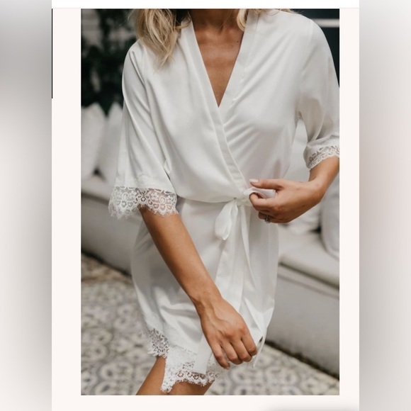 Kimono - Romantic lace edge kimono for  bridal beach or ontop on shorts - Picture 4 of 8